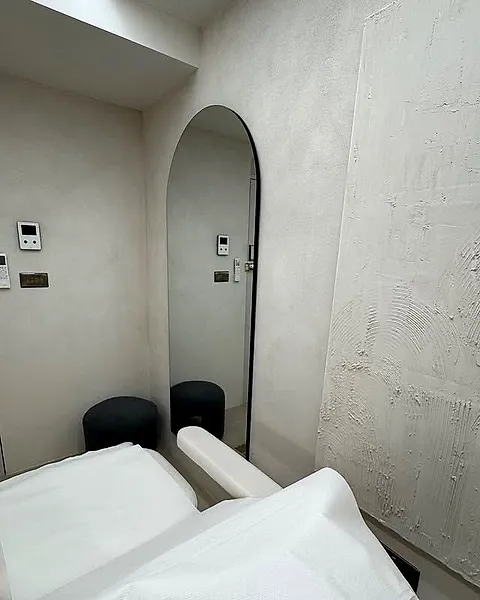 Treatment room at Diez, King’s Cross
